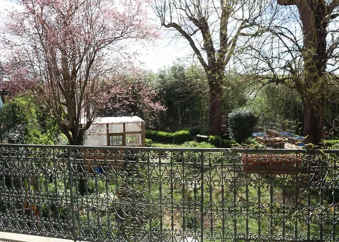 Agréables Avec Terrasse Sur Jardin Appartamento Caussade