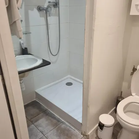 Agreables Avec Terrasse Sur Jardin *